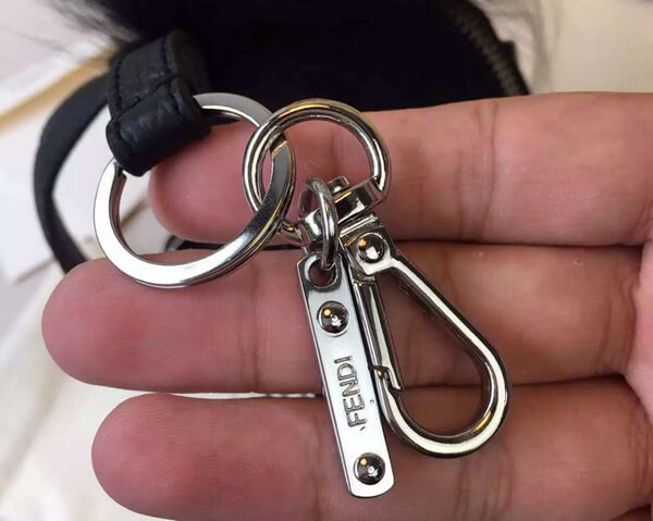 フェンディコピー 2015新入荷モンスターバックパックチャーム【フェンディ】可愛すぎ欲しい
